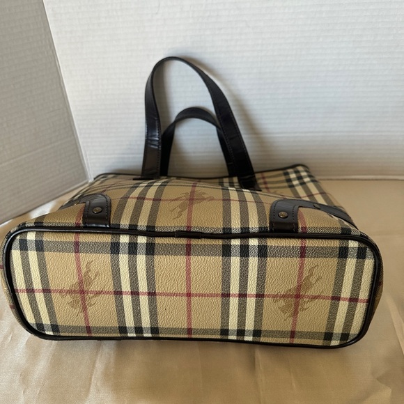 AUTHENTIC LARGE TOTE BAG BURBERRY. - Picture 9 of 17